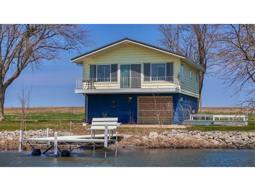 4917 105th Street Dolliver IA 50531 - Tuttle Lake 6709453 image1