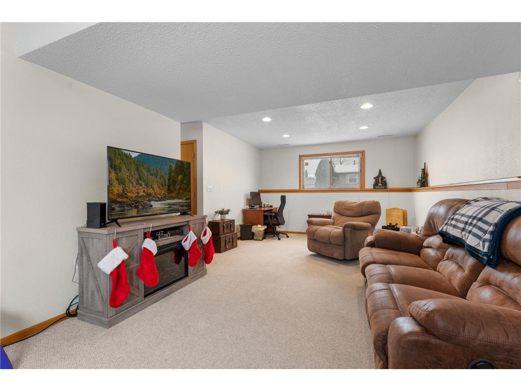 4917 25th Avenue NW Rochester MN 55901 6824085 image13