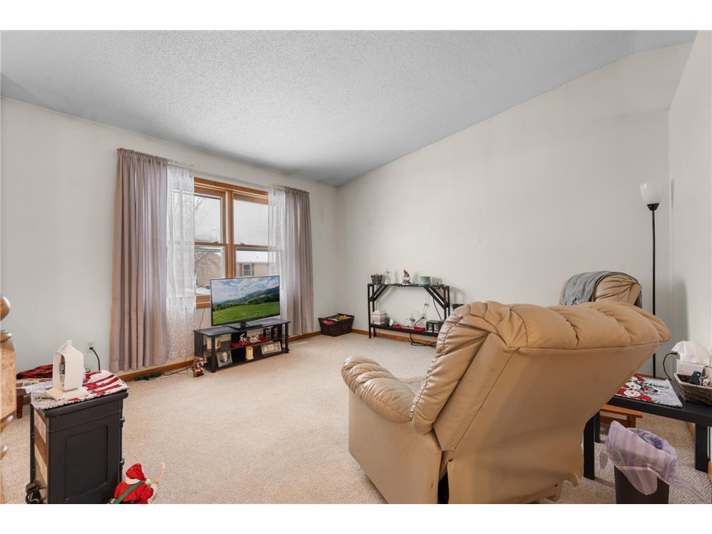 4917 25th Avenue NW Rochester MN 55901 6824085 image3