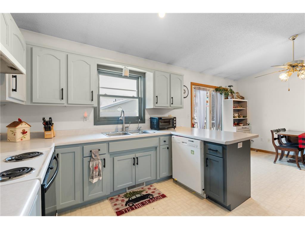 4917 25th Avenue NW Rochester MN 55901 6824085 image7