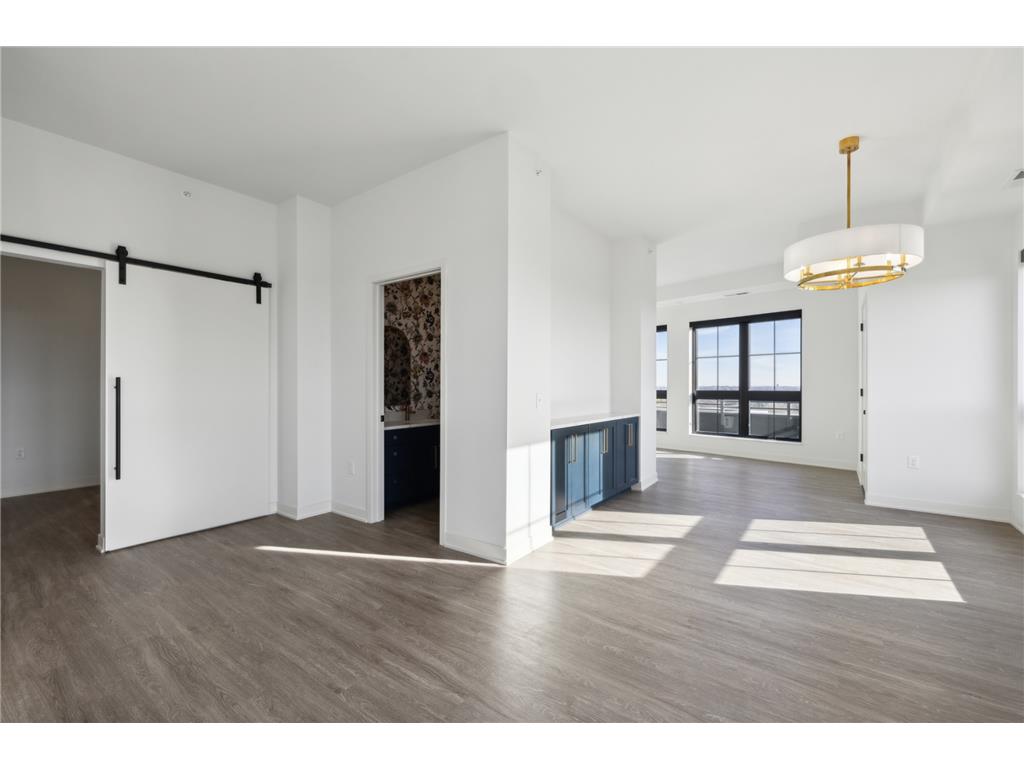4917 Eden Avenue #110 Edina MN 55424 7068447 image4