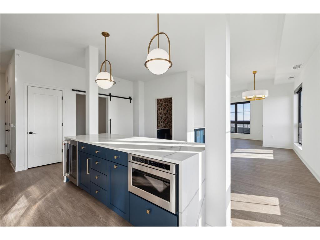 4917 Eden Avenue #718 Edina MN 55424 7009063 image3