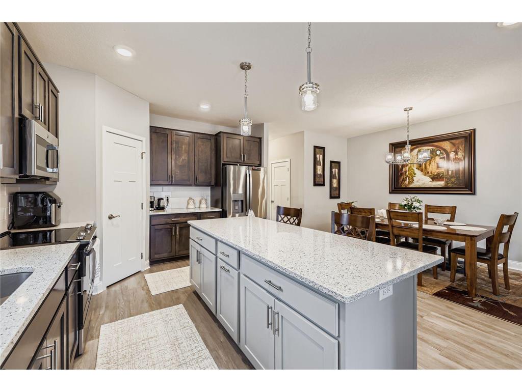 4918 93rd Way N Brooklyn Park MN 55443 7023048 image10