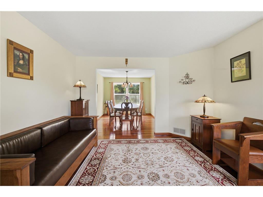 4918 Rusten Road Eagan MN 55122 7095349 image17