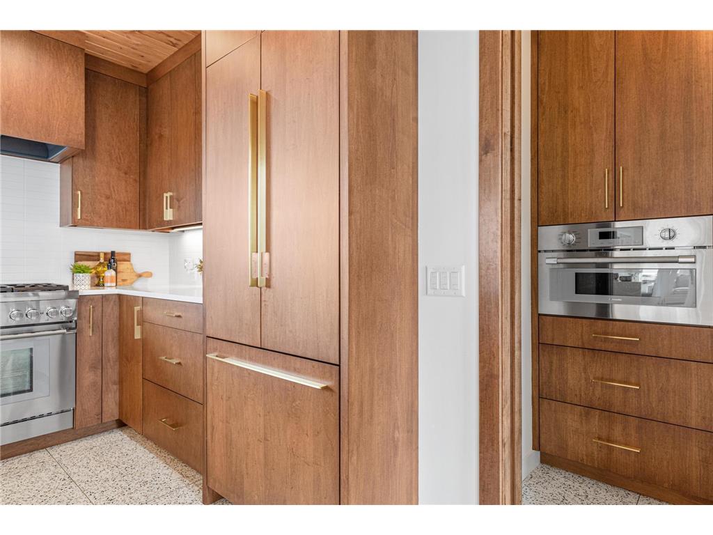 4919 Three Points Boulevard Mound MN 55364 - Lake Minnetonka 7035607 image20
