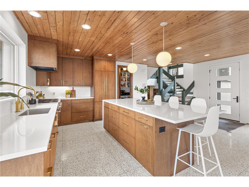 4919 Three Points Boulevard Mound MN 55364 - Lake Minnetonka 7035607 image22