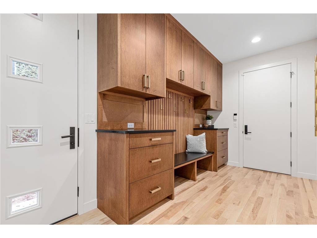 4919 Three Points Boulevard Mound MN 55364 - Lake Minnetonka 7035607 image36