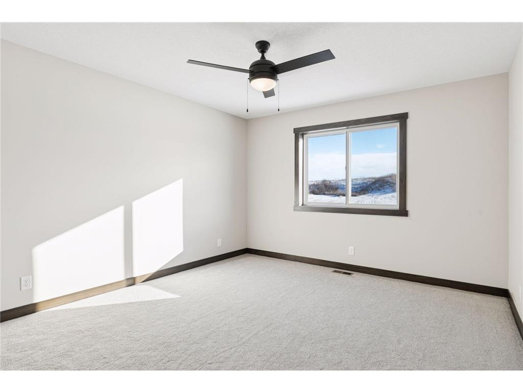 492 Coyote Way New Richmond WI 54017 6740416 image17