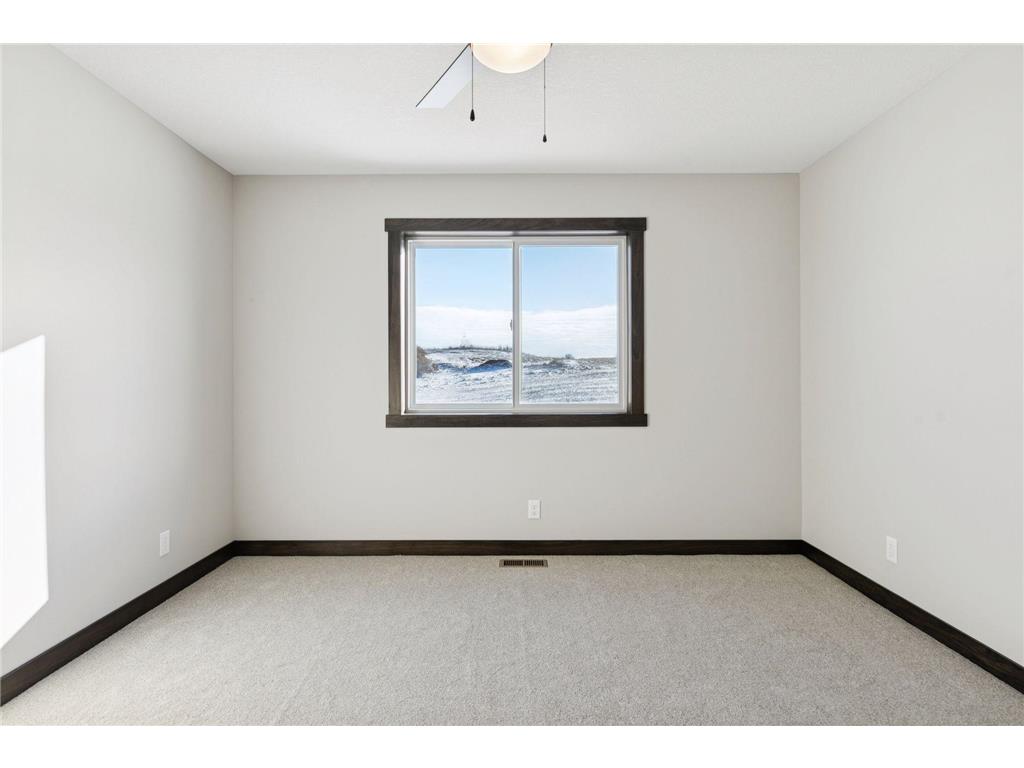 492 Coyote Way New Richmond WI 54017 6740416 image18