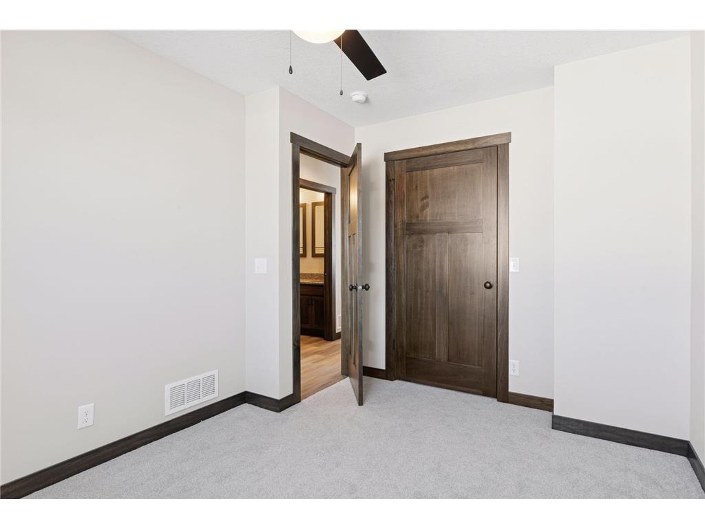 492 Coyote Way New Richmond WI 54017 6740416 image22