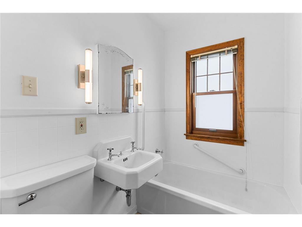 4920 5th Avenue S Minneapolis MN 55419 7069737 image21