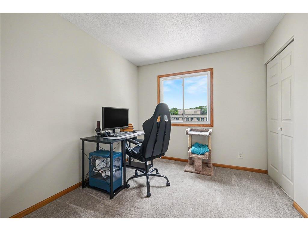 4920 Grenwich Trail N Oakdale MN 55128 7105101 image12