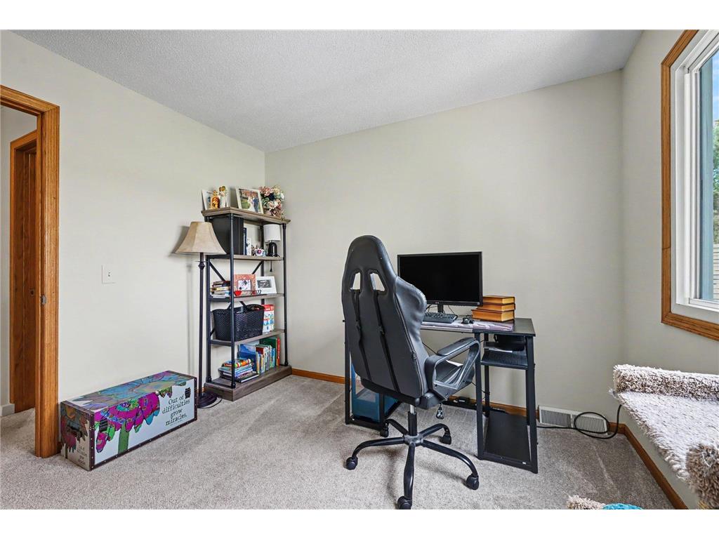 4920 Grenwich Trail N Oakdale MN 55128 7105101 image13