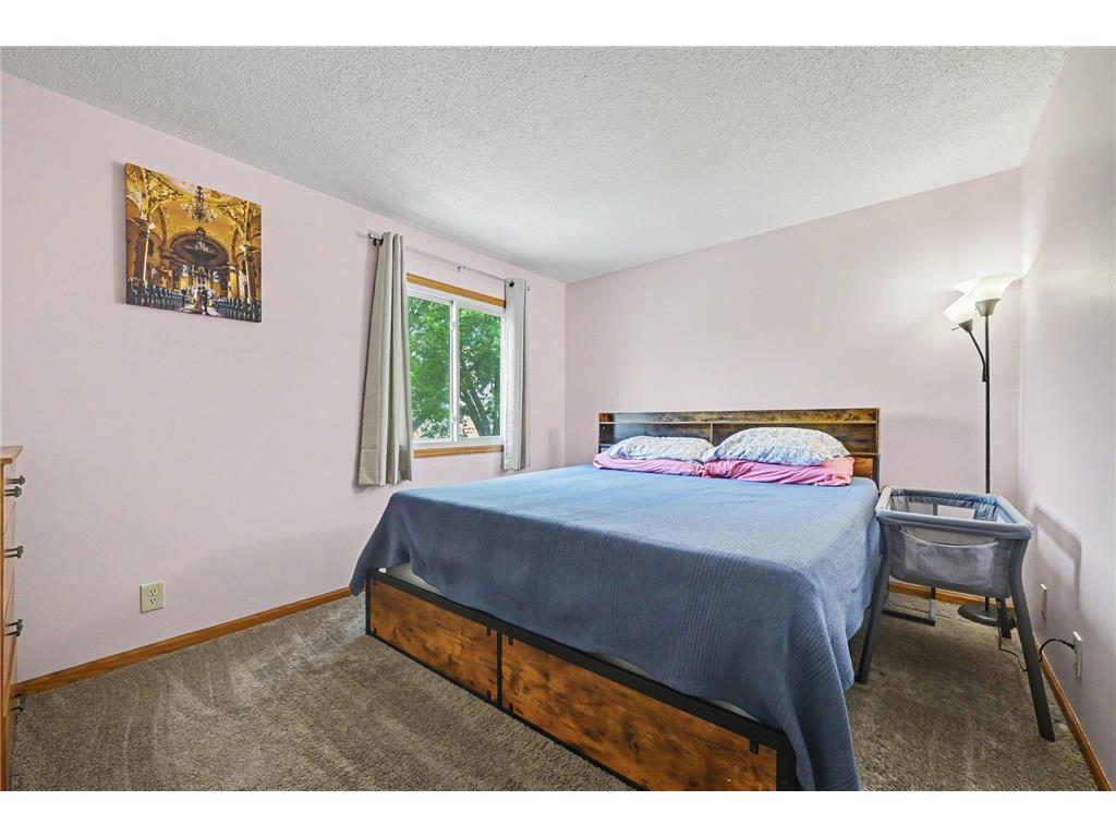 4920 Grenwich Trail N Oakdale MN 55128 7105101 image15