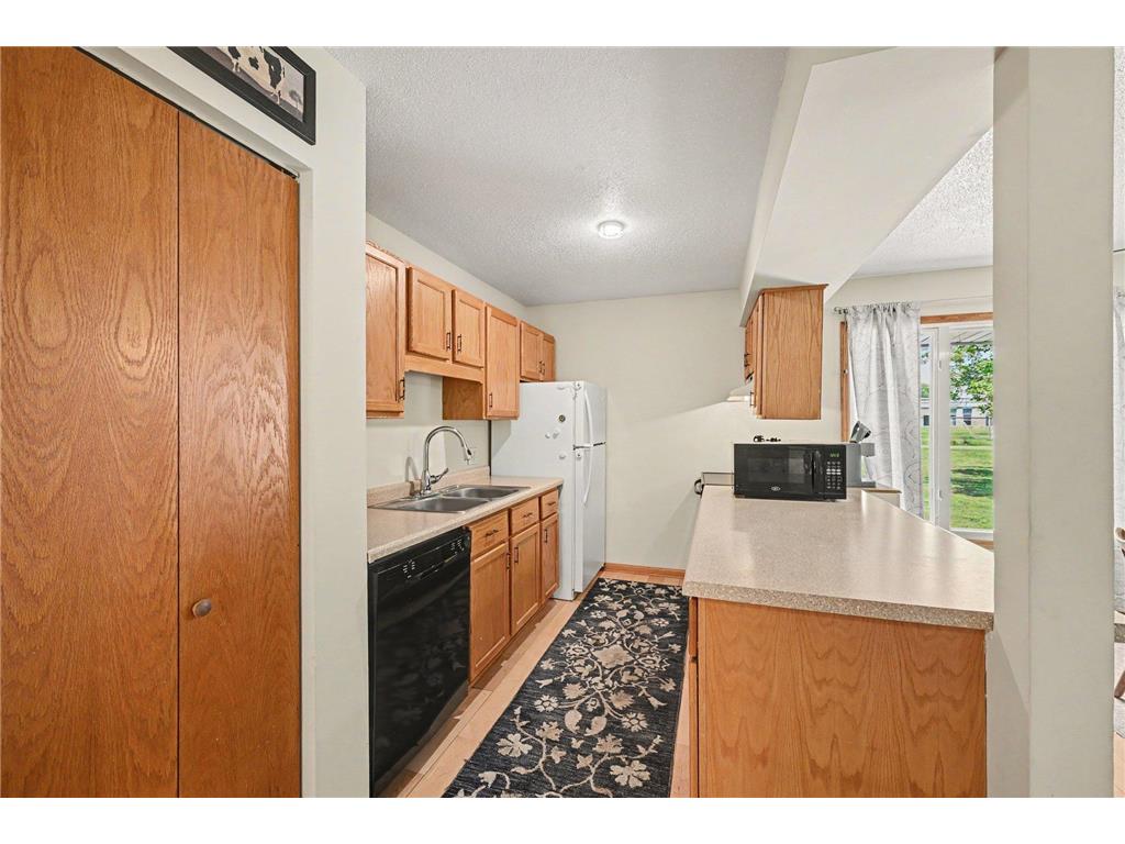 4920 Grenwich Trail N Oakdale MN 55128 7105101 image9