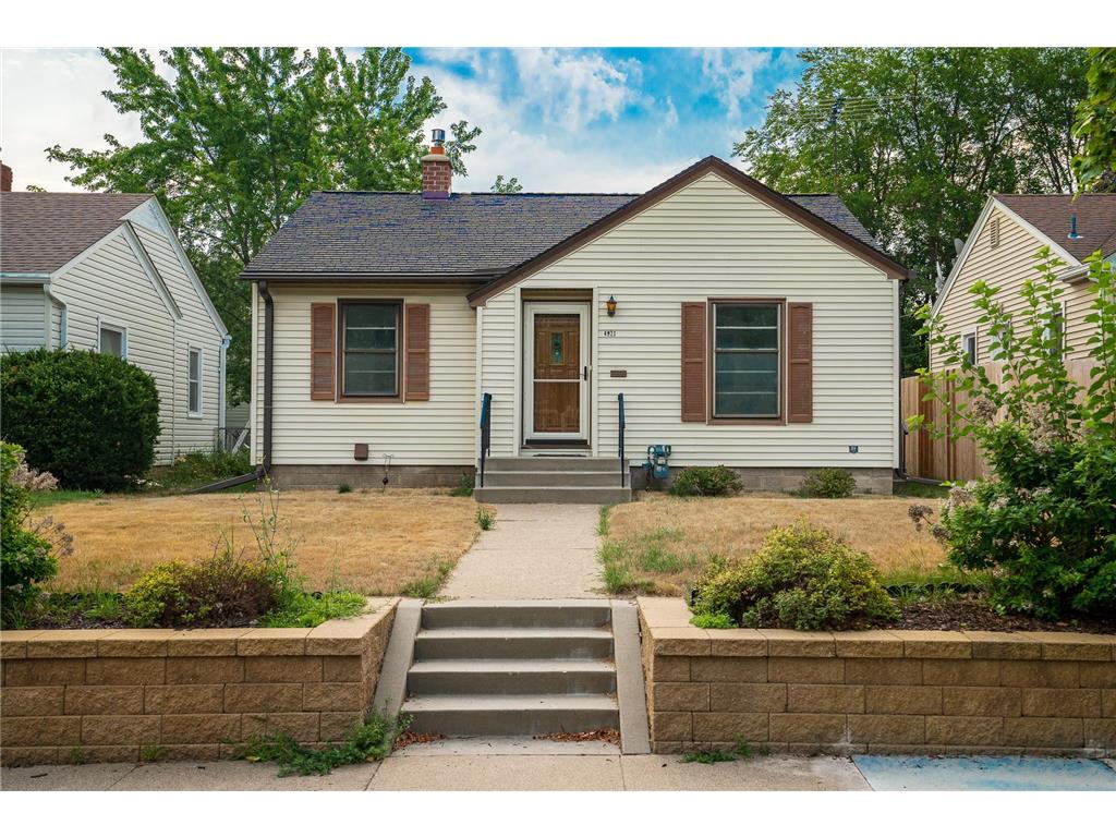4921 6th Street NE Columbia Heights MN 55421 6388830 image1