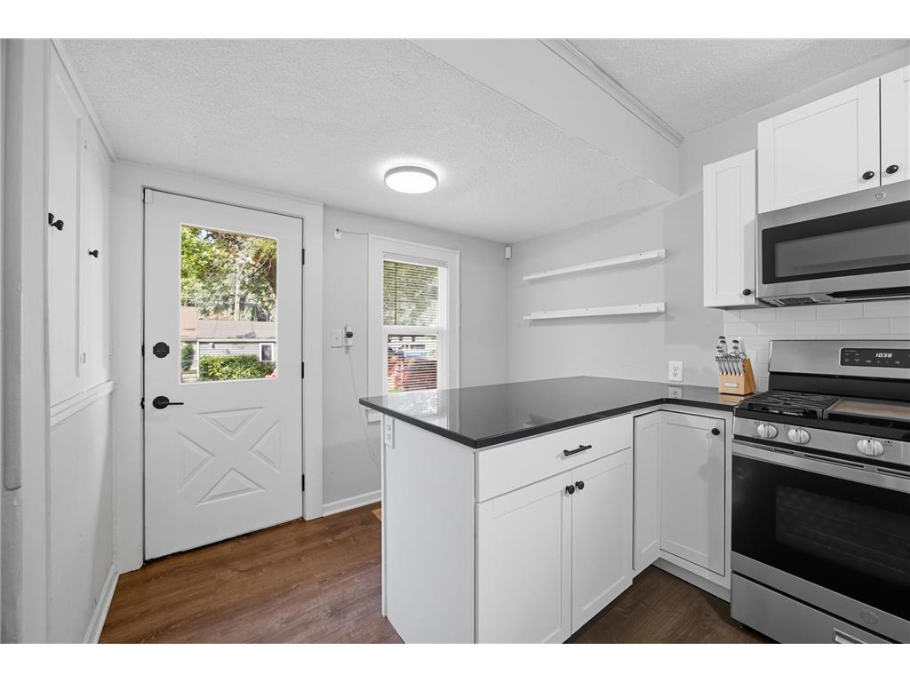 4921 Penn Avenue N Minneapolis MN 55430 6824640 image14