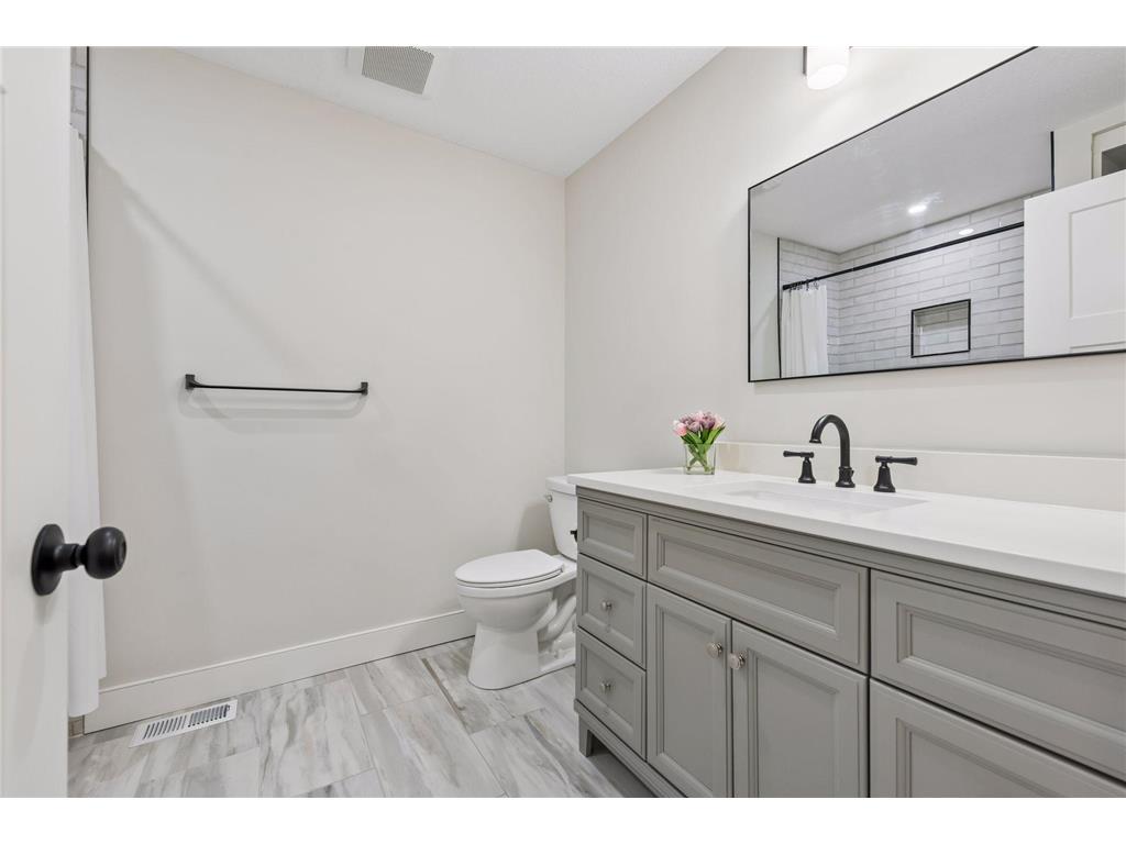 4921 Trillium Lane Edina MN 55435 7055730 image25