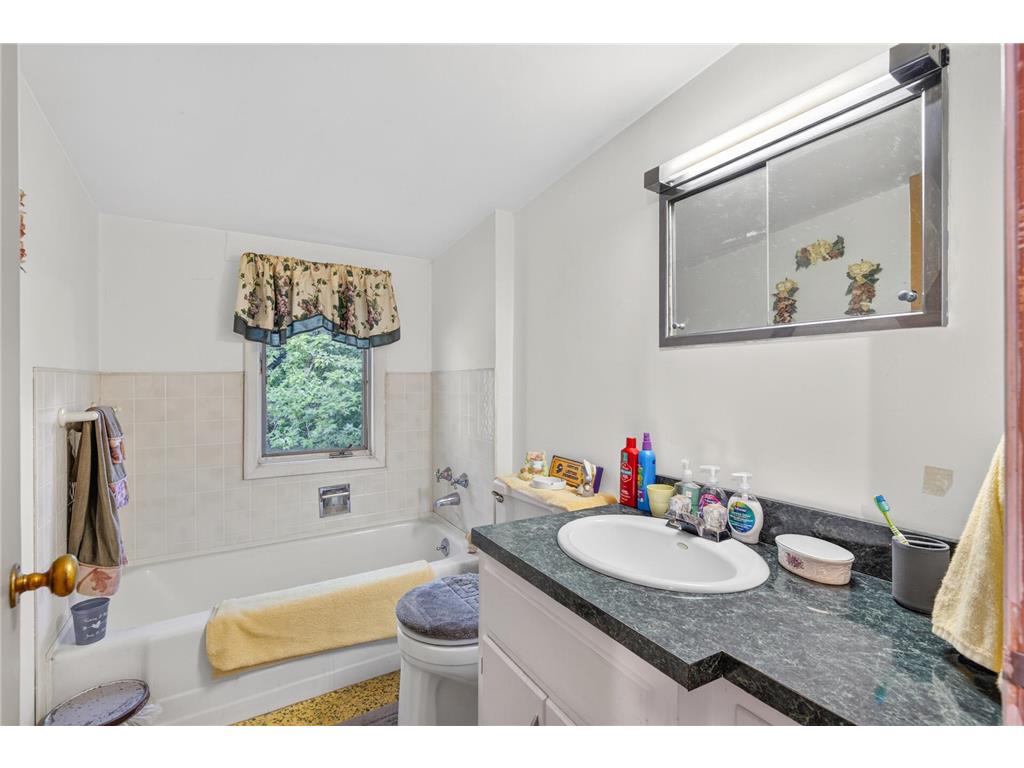 4921 Zenith Avenue N Brooklyn Center MN 55429 7085019 image15