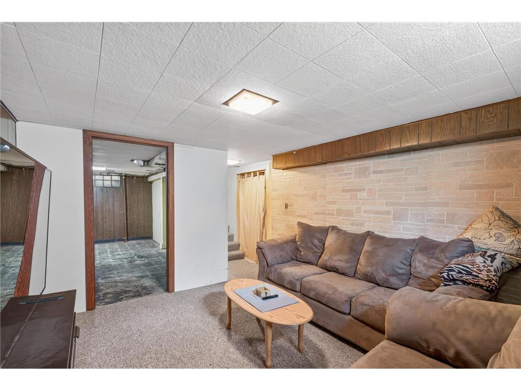 4921 Zenith Avenue N Brooklyn Center MN 55429 7085019 image21