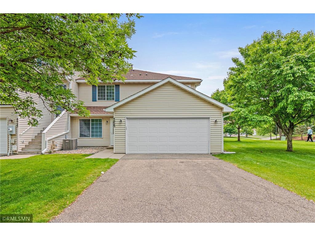 4923 Grenwich Place N Oakdale MN 55128 6728871 image1