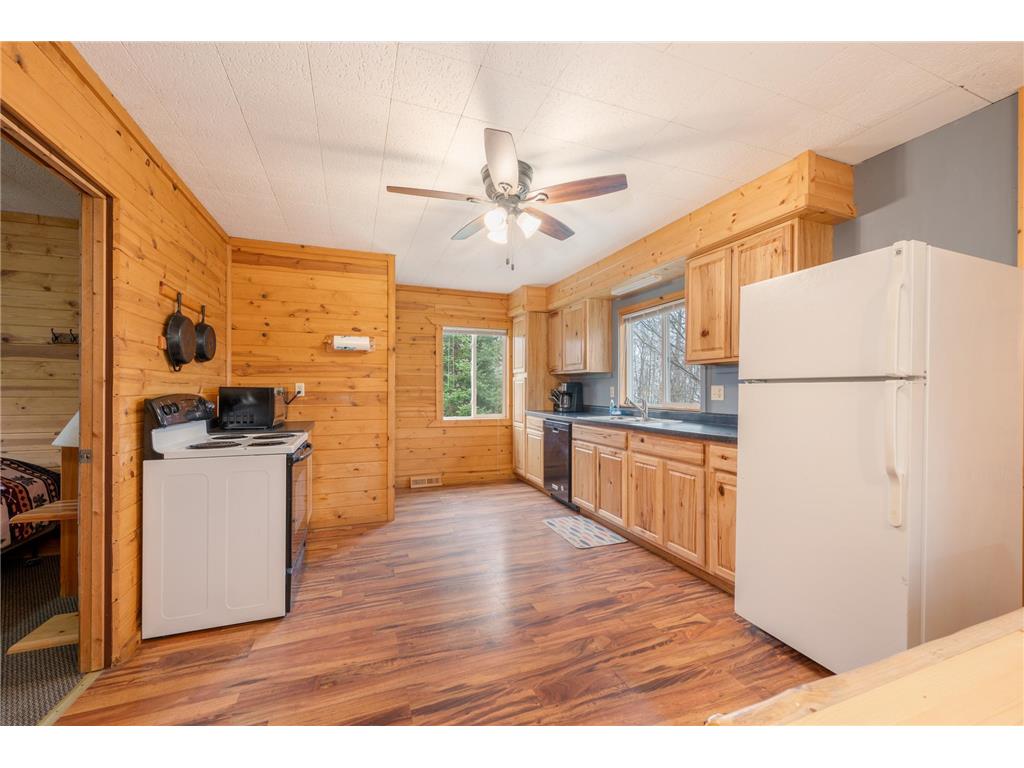 49231 County Road 173 #Cabin 10 Deer River MN 56636 - Bowstring 7074539 image8
