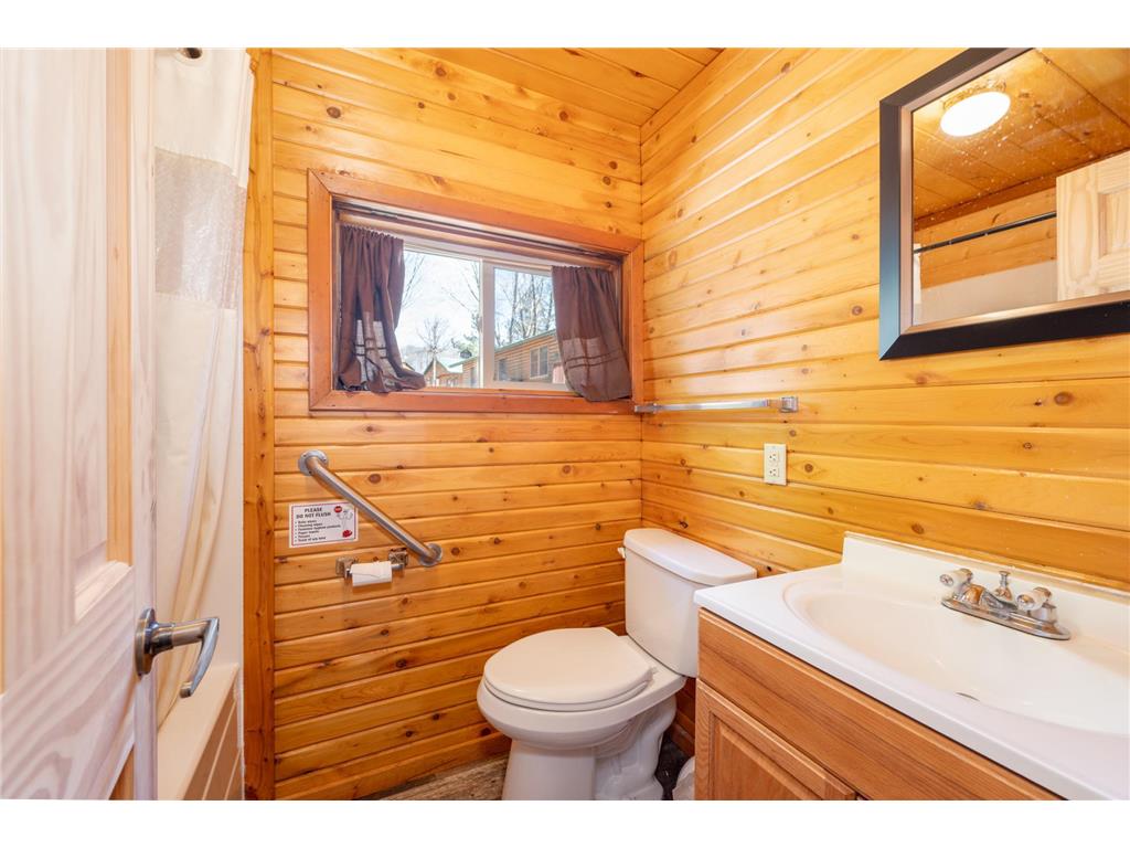 49231 County Road 173 #Cabin 4 Deer River MN 56636 - Bowstring 7063054 image20