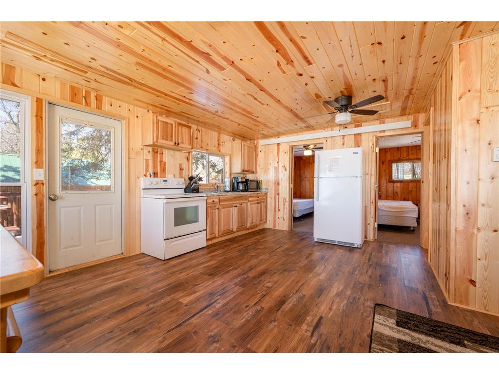 49231 County Road 173 #Cabin 8 Deer River MN 56636 - Bowstring 7063078 image7