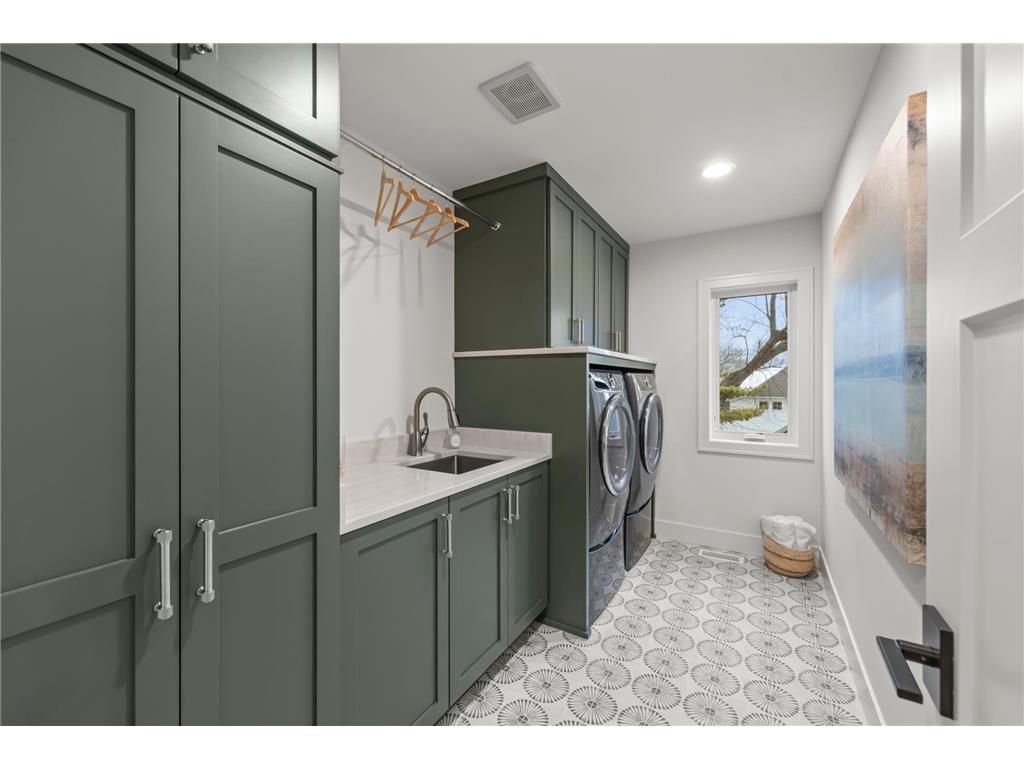 4924 Abbott Avenue S Minneapolis MN 55410 7014640 image10