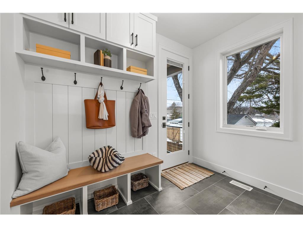 4924 Abbott Avenue S Minneapolis MN 55410 7014640 image9