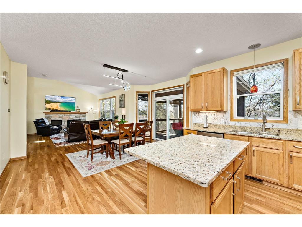 4925 Narcissus Lane N Plymouth MN 55446 7051935 image16