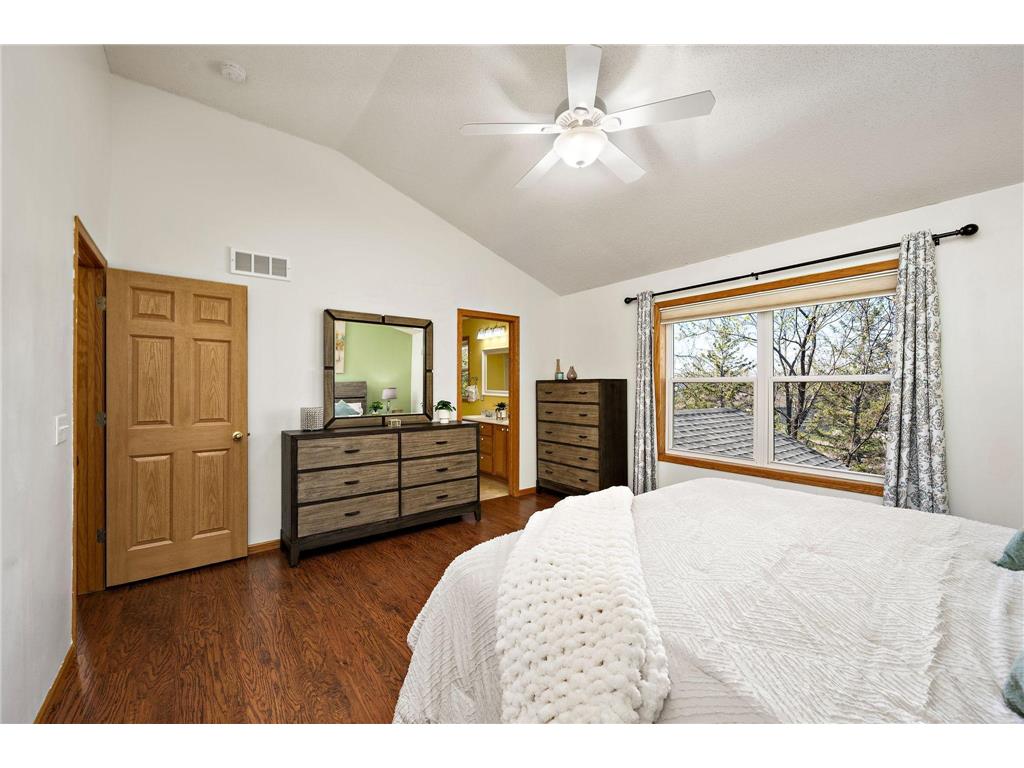 4925 Narcissus Lane N Plymouth MN 55446 7051935 image20