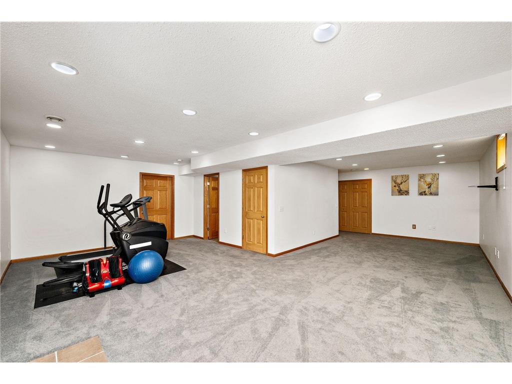 4925 Narcissus Lane N Plymouth MN 55446 7051935 image32