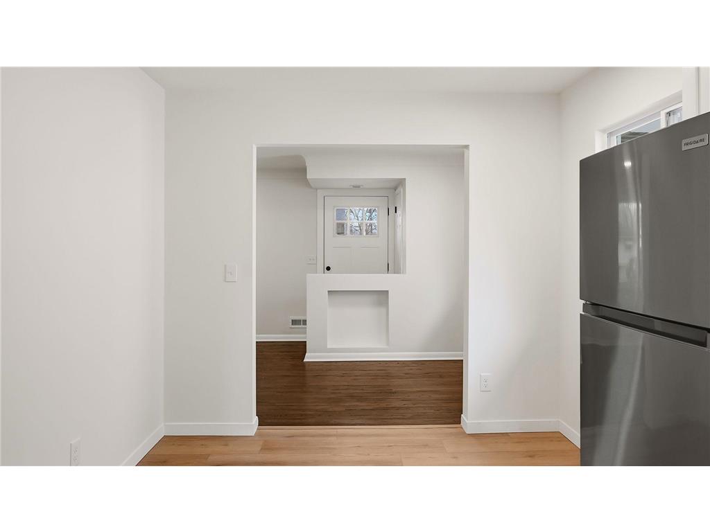 4925 Queen Avenue N Minneapolis MN 55430 7051230 image11
