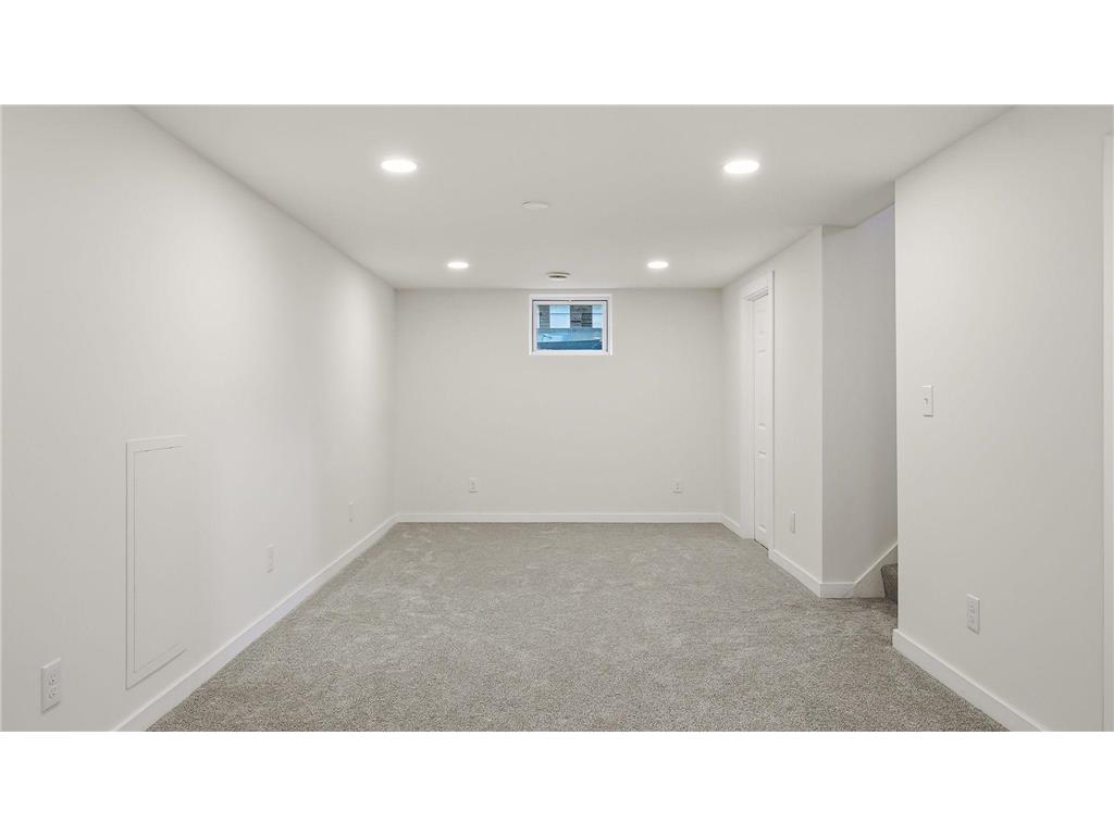 4925 Queen Avenue N Minneapolis MN 55430 7051230 image18