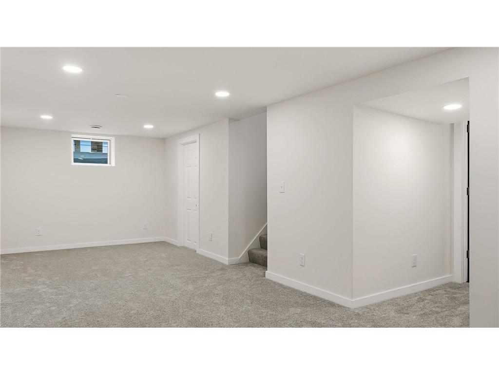 4925 Queen Avenue N Minneapolis MN 55430 7051230 image19
