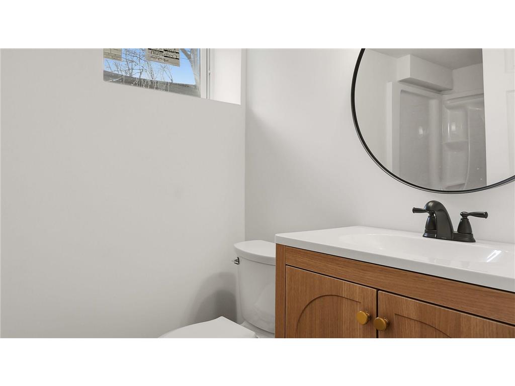 4925 Queen Avenue N Minneapolis MN 55430 7051230 image23
