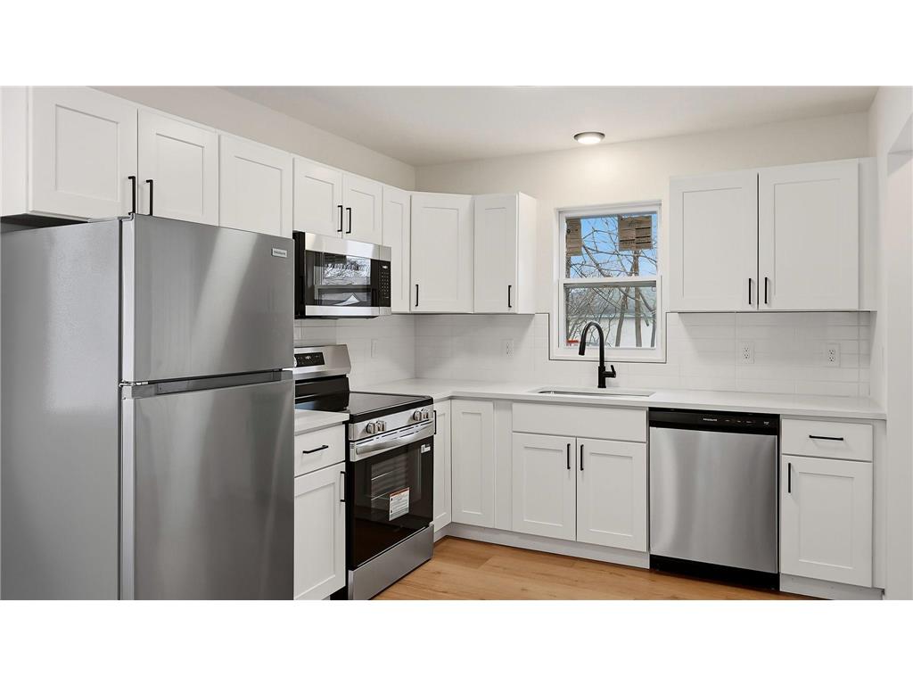 4925 Queen Avenue N Minneapolis MN 55430 7051230 image6