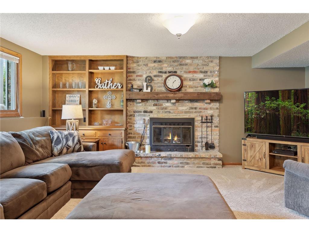 4925 W 96th Street Bloomington MN 55437 6429460 image1