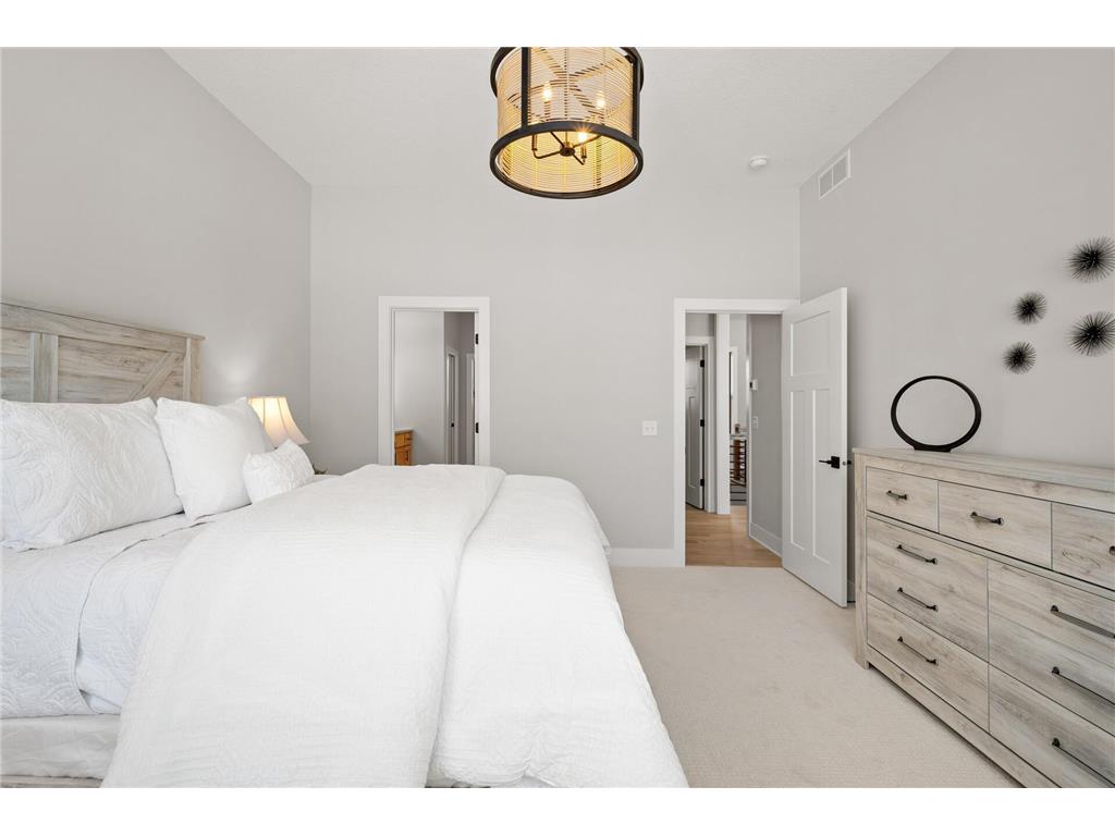 4927 Parkside Circle Eagan MN 55123 6532038 image15