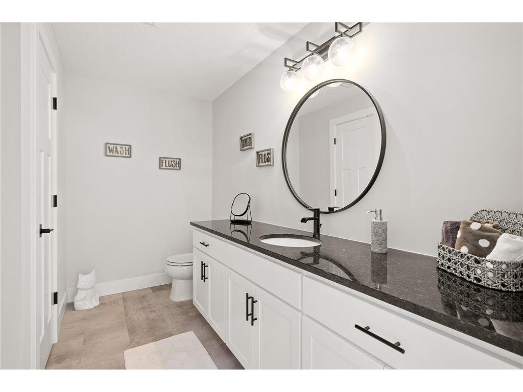 4927 Parkside Circle Eagan MN 55123 6532038 image29