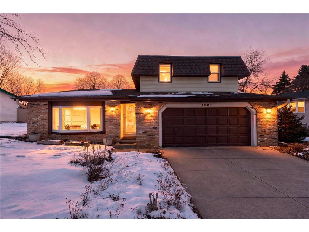 4927 Upper 148th Court Apple Valley MN 55124 7027011 image1