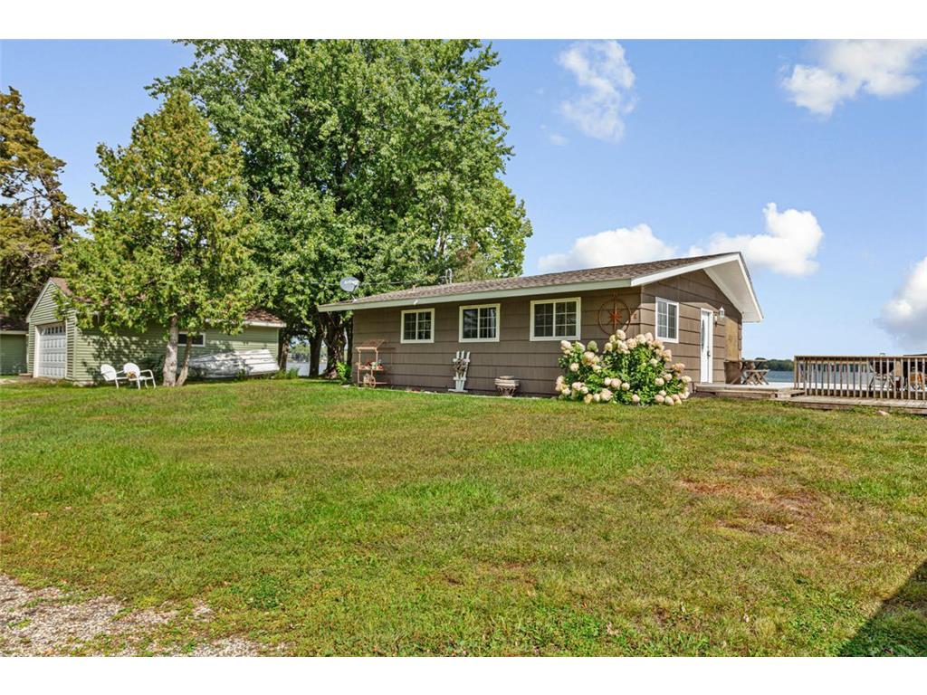 49279 Sportsmans Lane Elysian Twp MN 56096 - Tetonka 6785355 image1