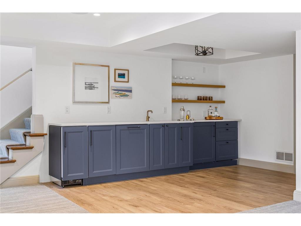 4929 E Sunnyslope Road Edina MN 55424 - Minnehaha Creek 7054428 image32