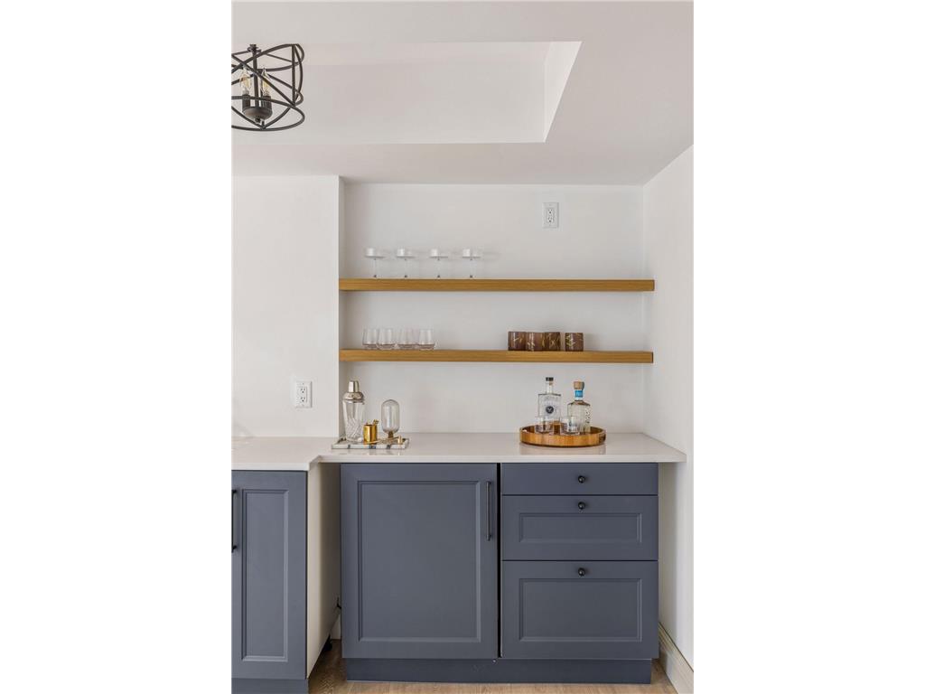 4929 E Sunnyslope Road Edina MN 55424 - Minnehaha Creek 7054428 image33