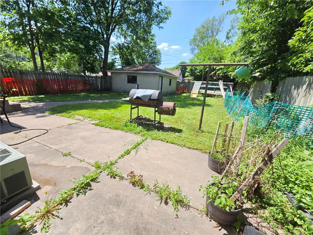 4929 Queen Avenue N Minneapolis MN 55430 7087581 image4