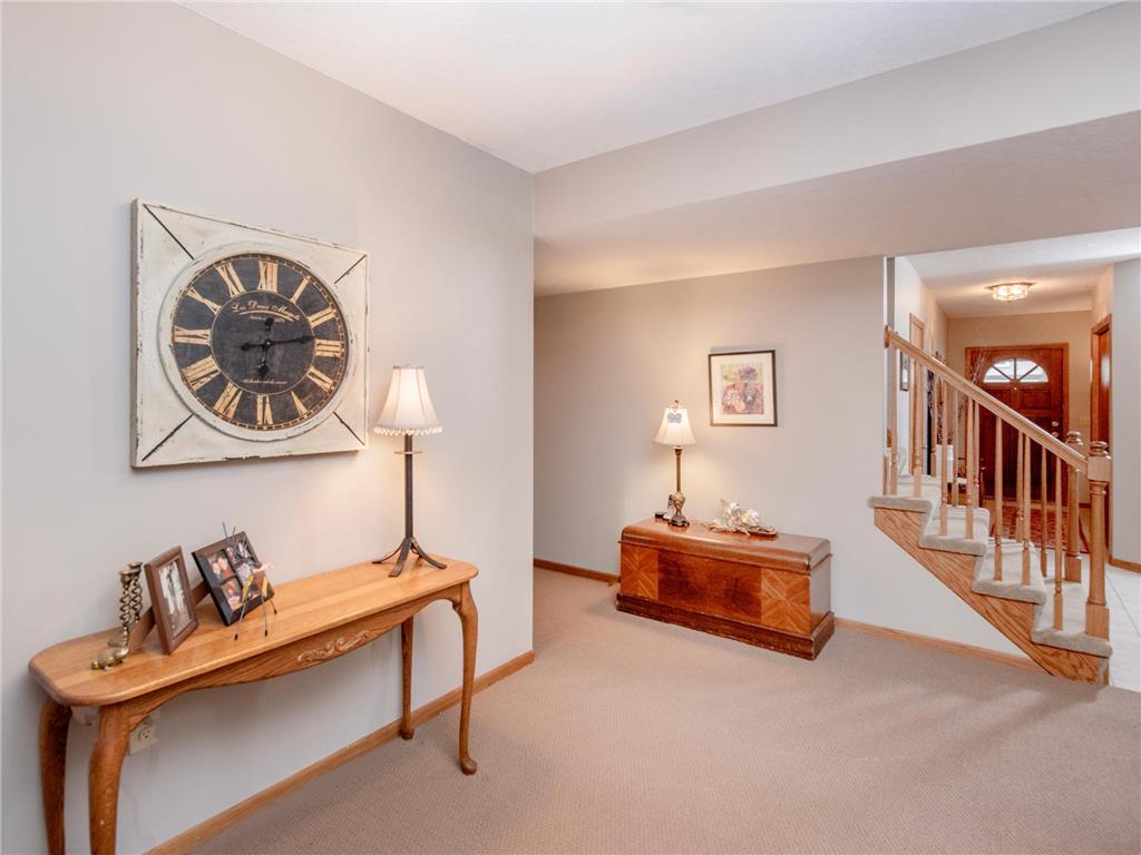 493 Sterling Street S Maplewood MN 55119 7043065 image15