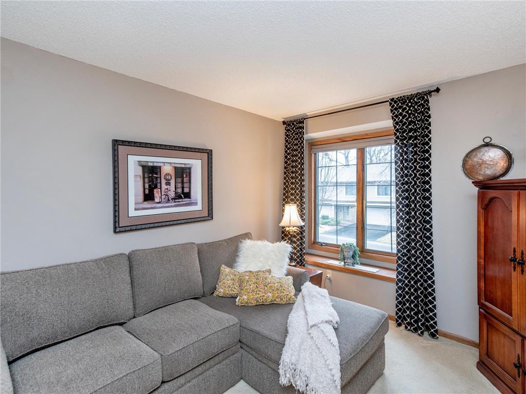 493 Sterling Street S Maplewood MN 55119 7043065 image22