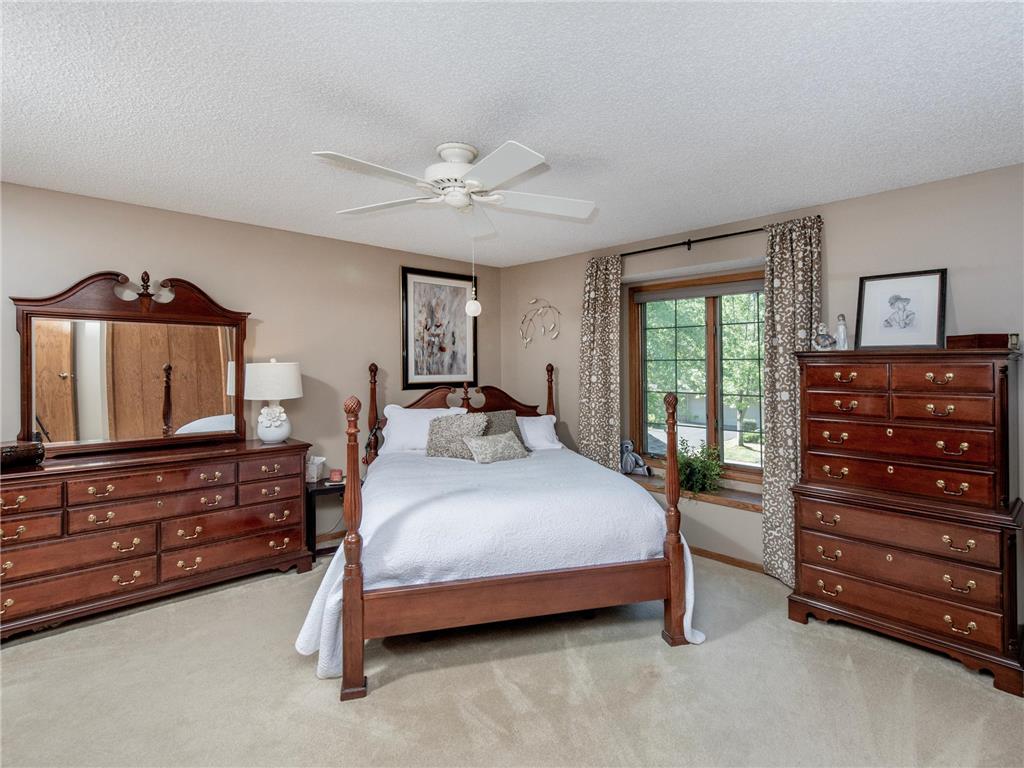 493 Sterling Street S Maplewood MN 55119 7099886 image9