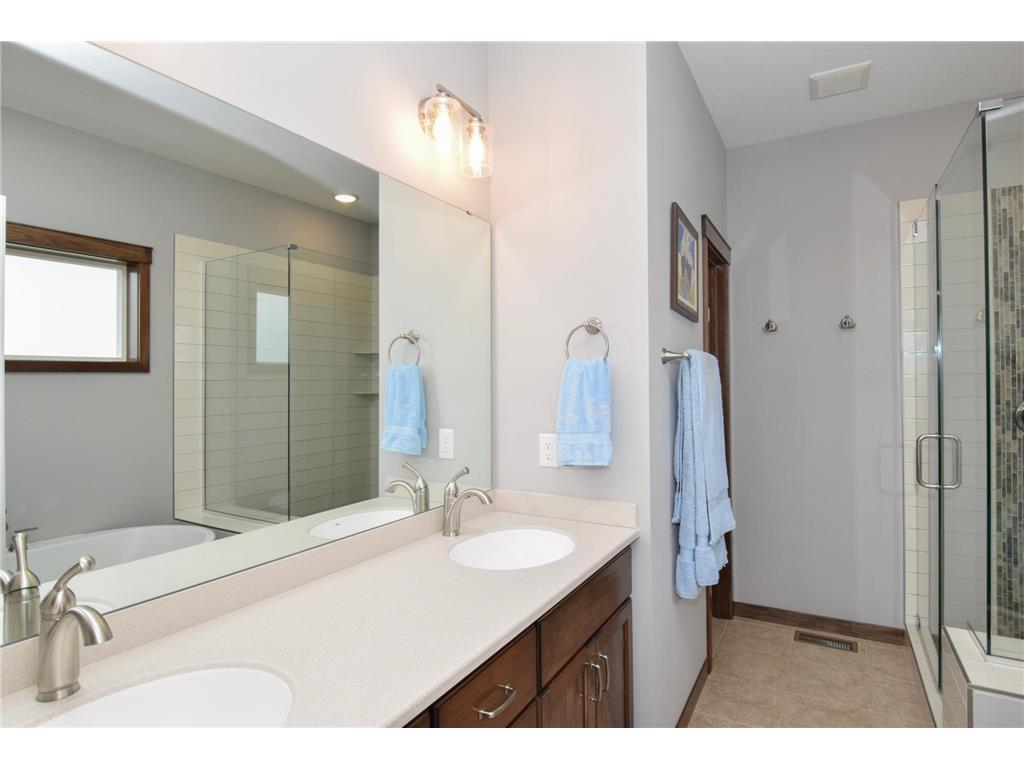 4930 130th Court NE Blaine MN 55449 7090496 image19